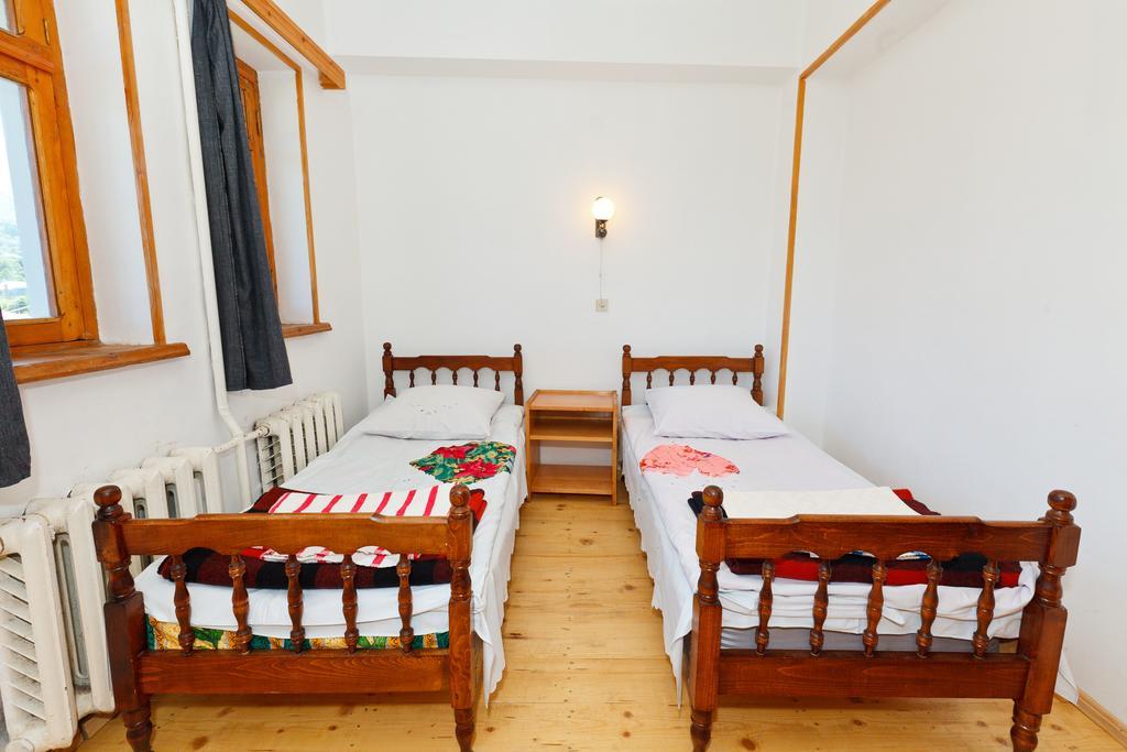 Hotel Apollon Bakuriani Quarto foto