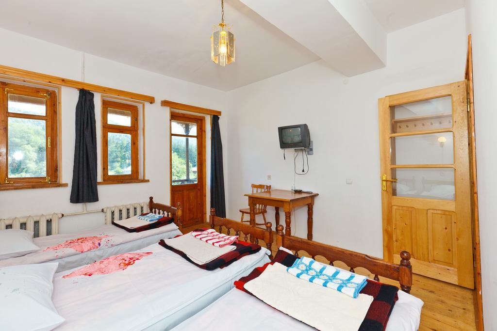 Hotel Apollon Bakuriani Quarto foto